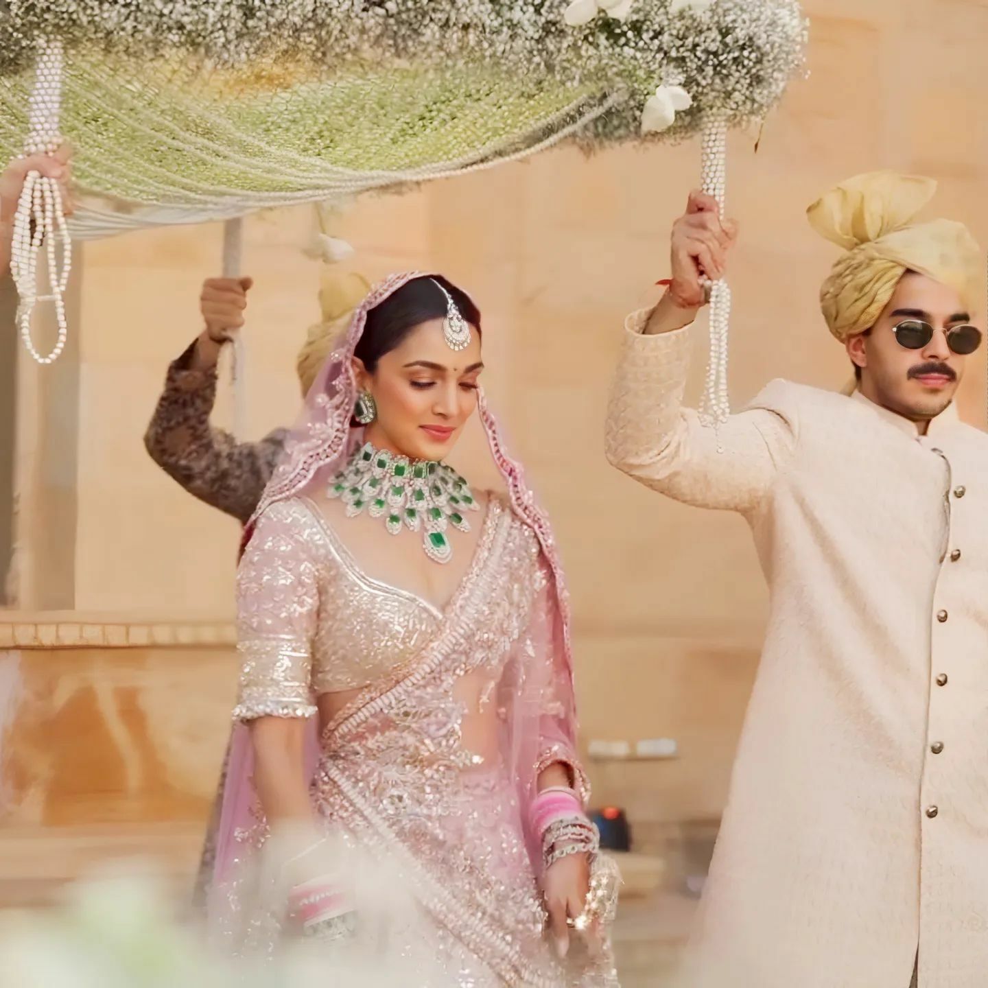 Minimalist Bollywood weddings, new trendsetter!