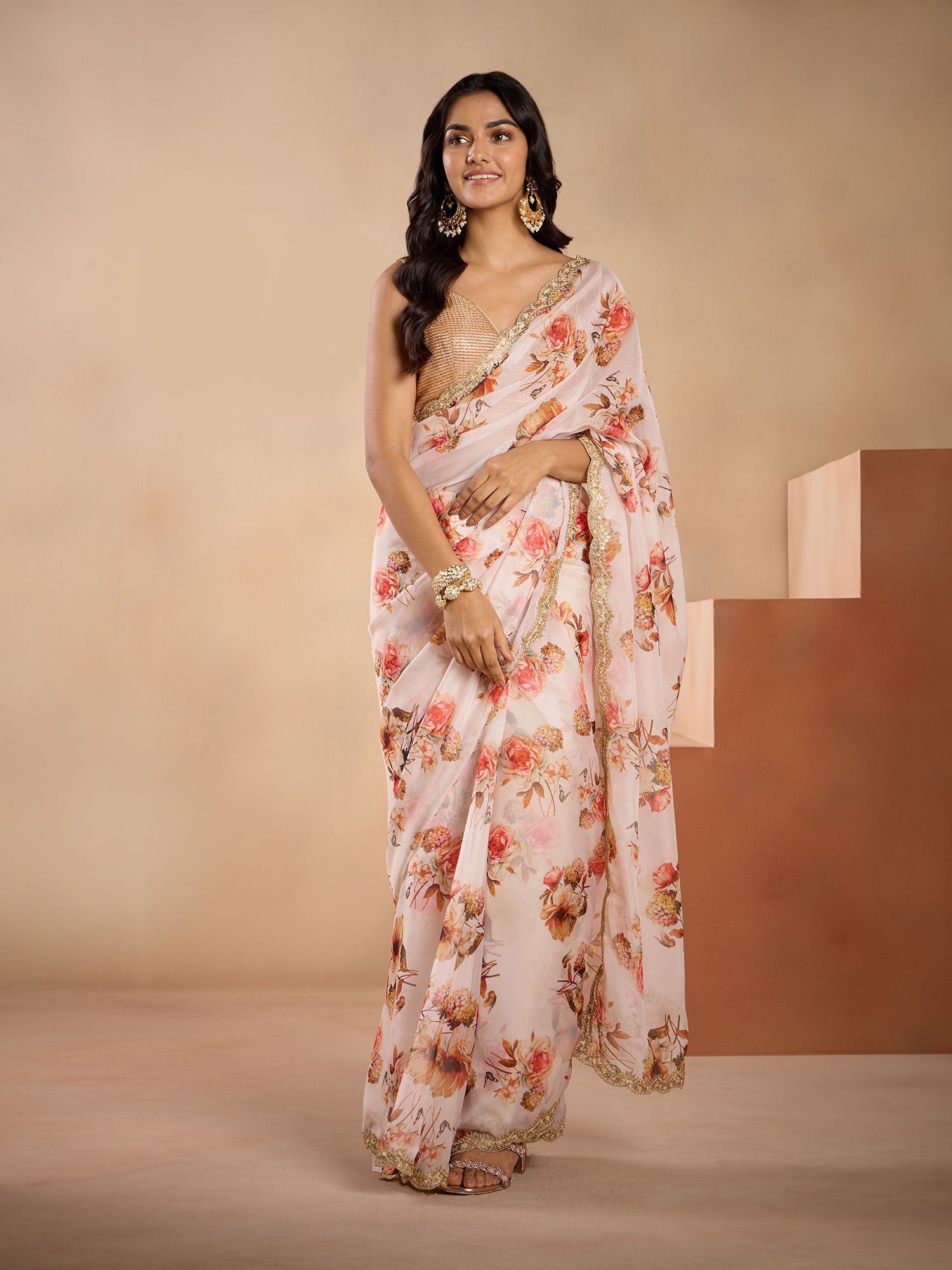 Chiffon Sarees (शिफॉन साड़ी) - Upto 50% to 80% OFF on Designer Chiffon  Sarees Party Wear Online | Flipkart.com