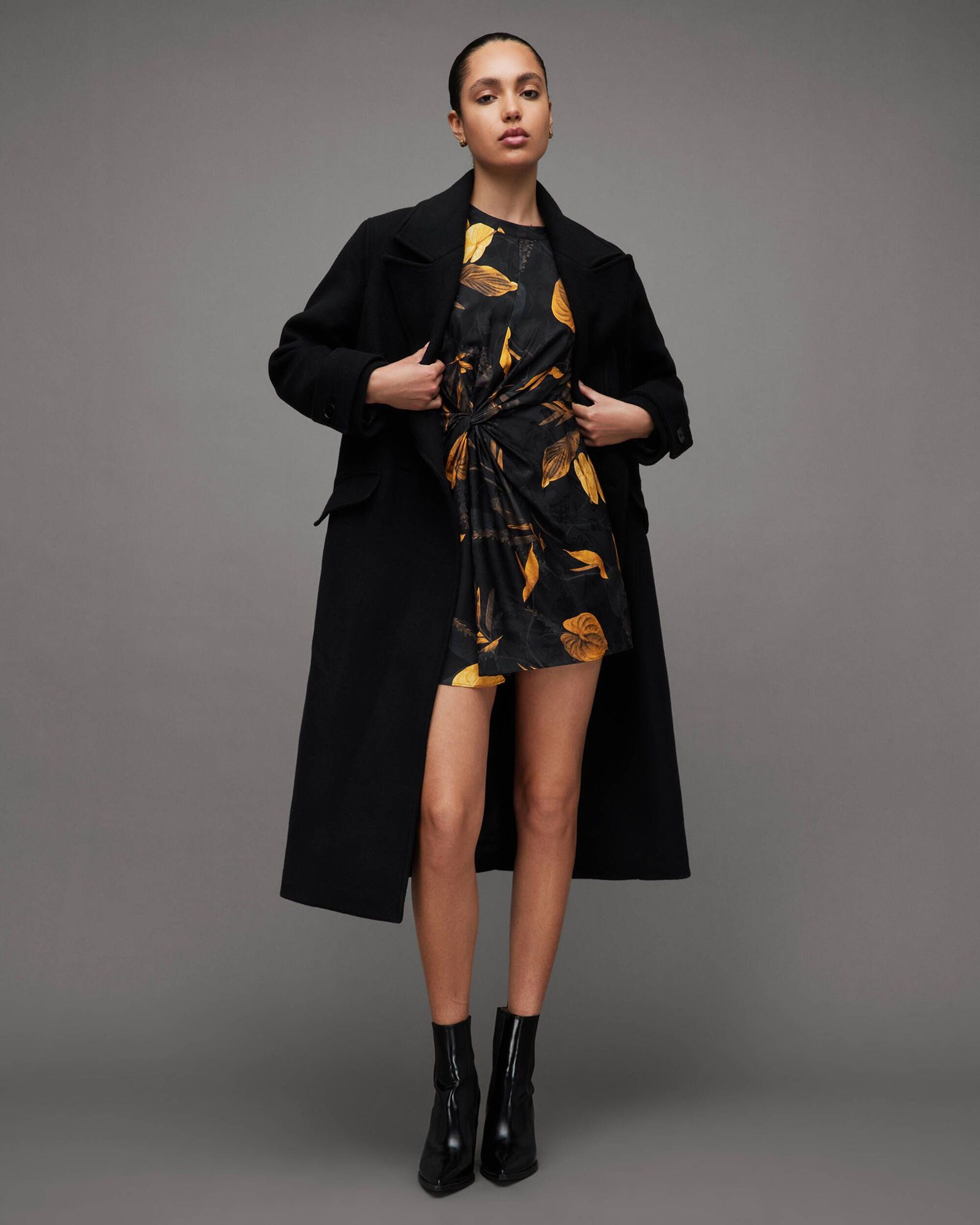 How to Wear Short Dresses in Winter7 Stylish Ways